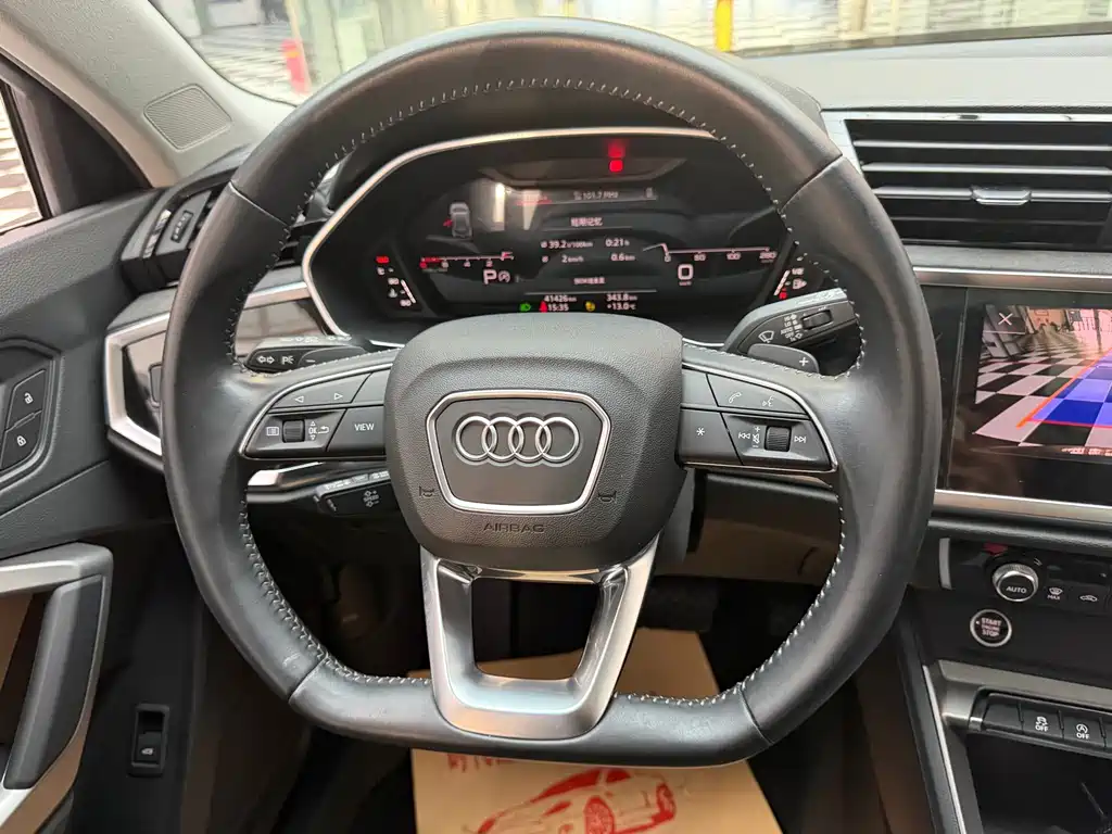 Audi Q3 — миниатюра 13