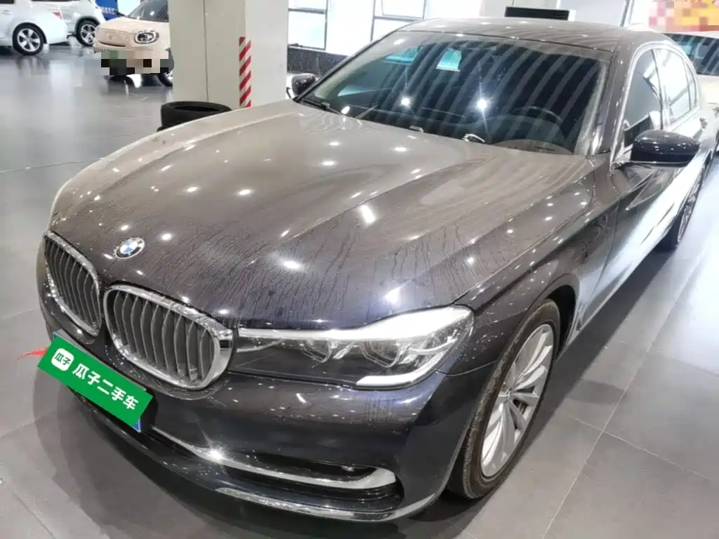 BMW 7 Series — миниатюра 2