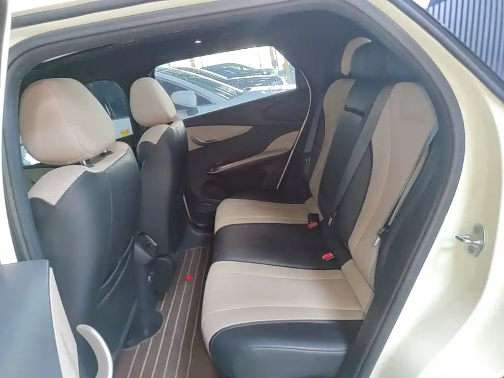 BYD Dolphin — миниатюра 17