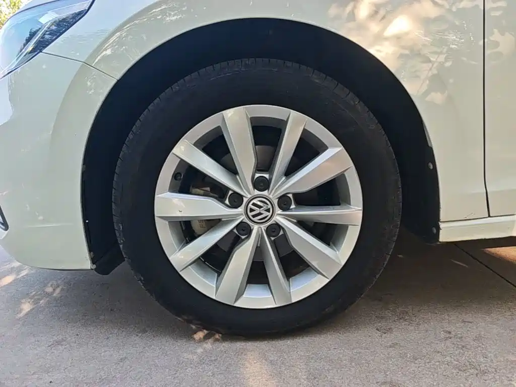 Volkswagen Bora — миниатюра 23