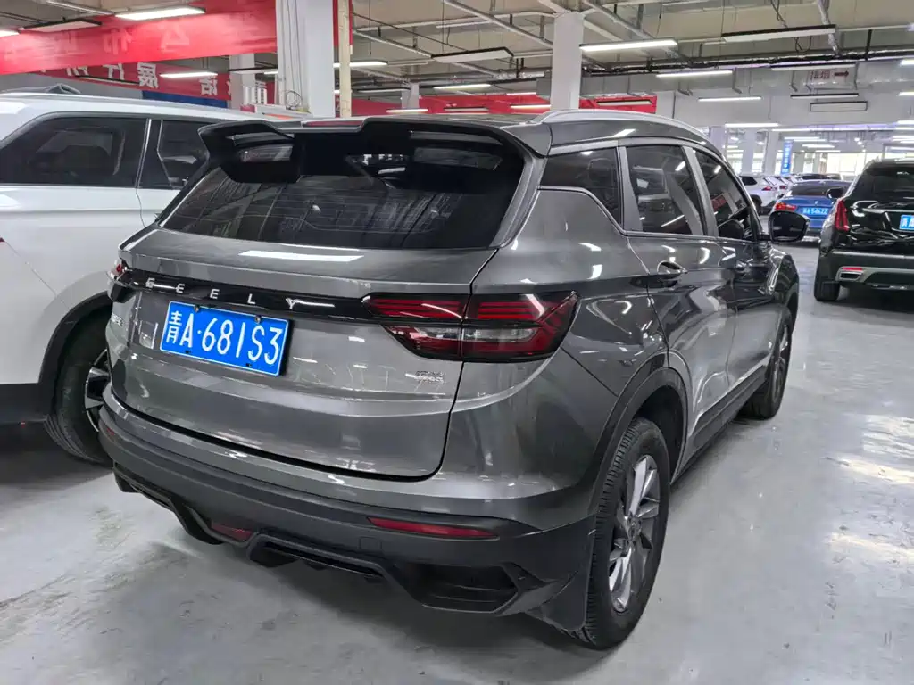 Geely Binyue - фото 18