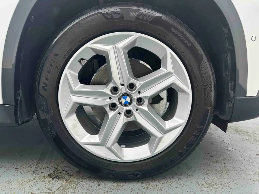 BMW X1 2023 sDrive20Li X