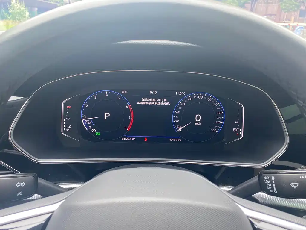 Volkswagen Passat 2022 330TSI Luxury