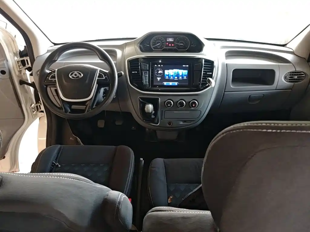 Maxus V80 — миниатюра 10