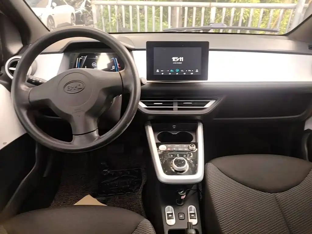 BYD e1 — миниатюра 10