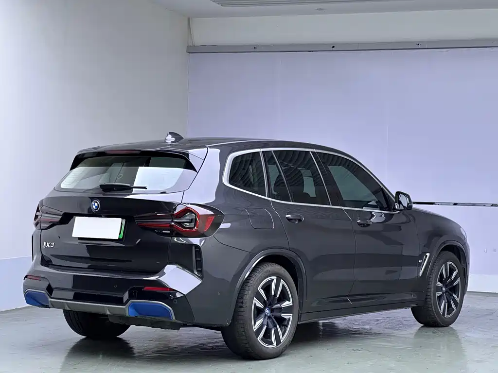 BMW iX3 2022 Lead