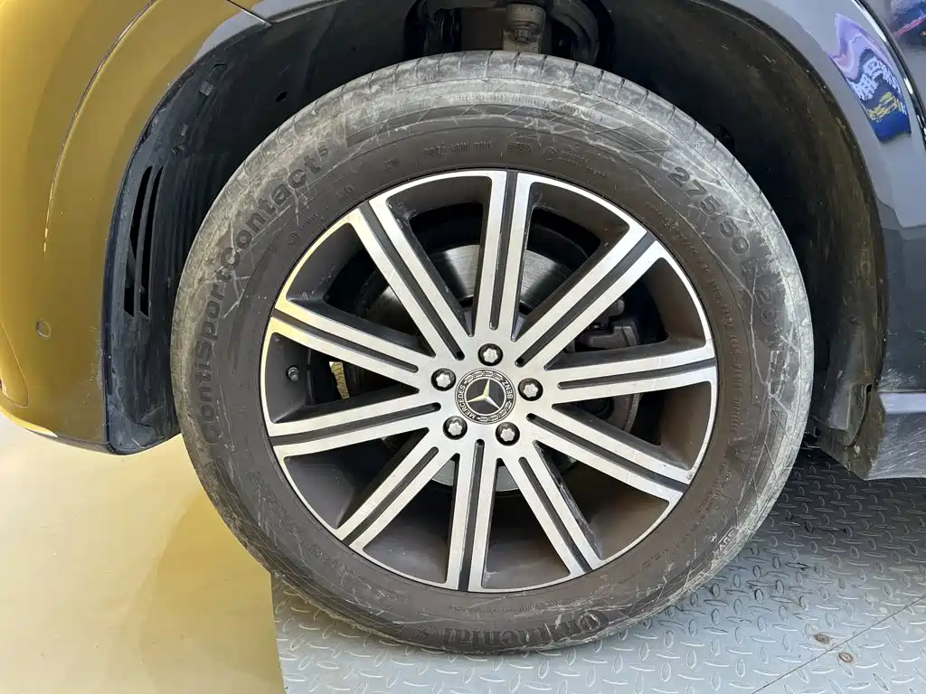Mercedes-Benz GLE (Import) — миниатюра 9
