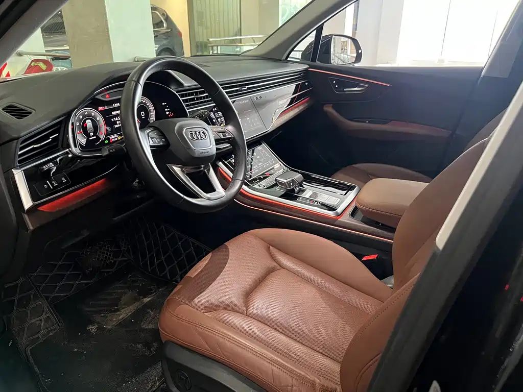 Audi Q7 2021 55 TFSI quattro S line Sport