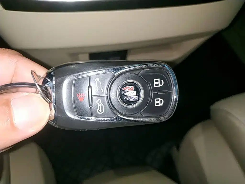 Buick GL8 — миниатюра 9