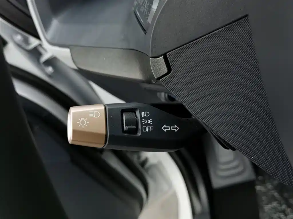 Wuling Nano EV — миниатюра 21