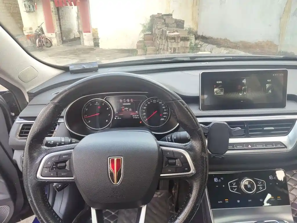 Hongqi Hongqi H5 — миниатюра 3