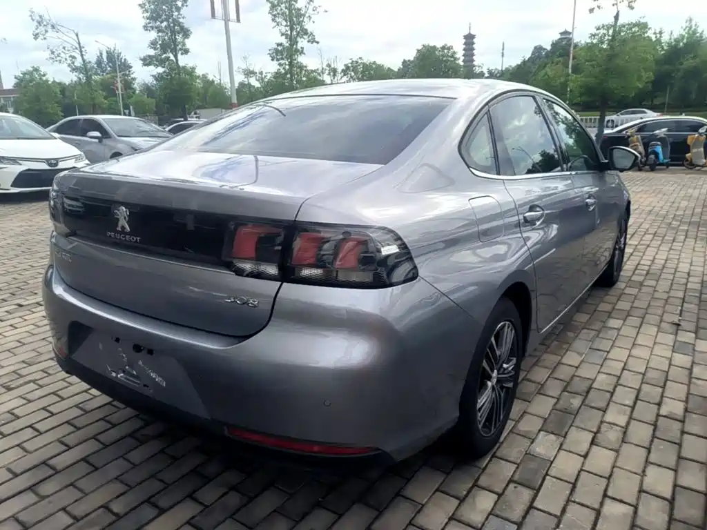 Peugeot 308 — миниатюра 7