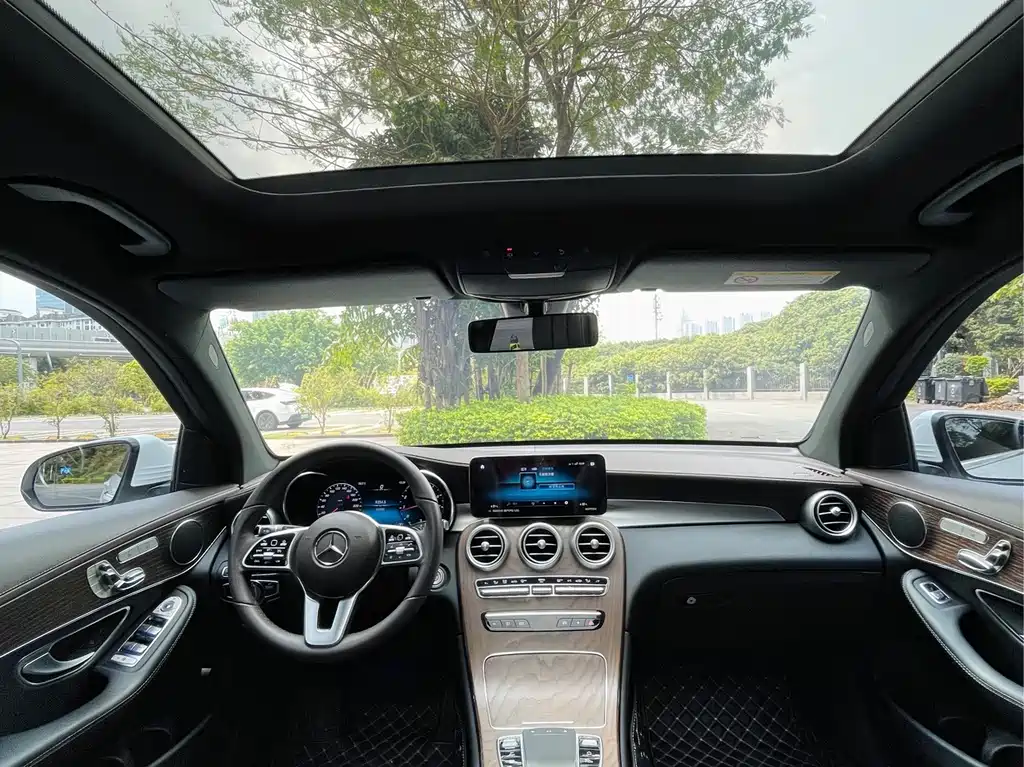 Mercedes-Benz GLC — миниатюра 22