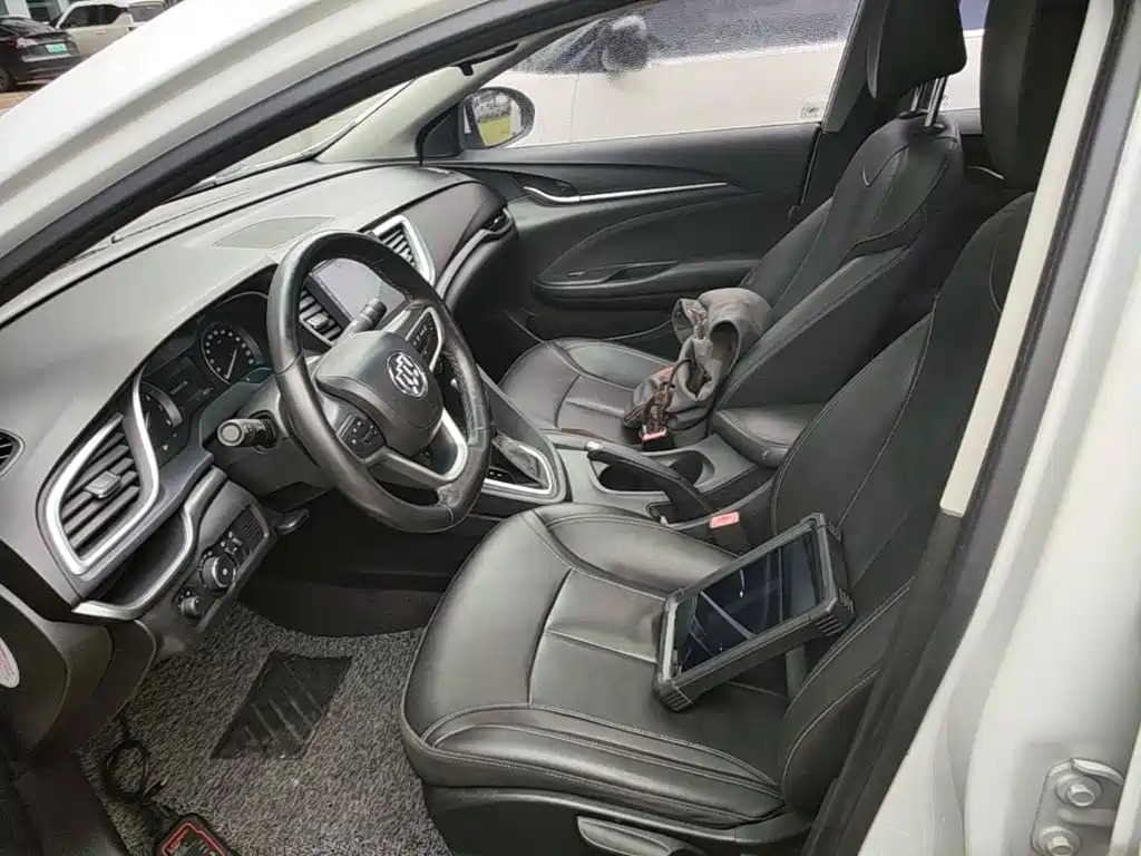 Buick Excelle — миниатюра 15