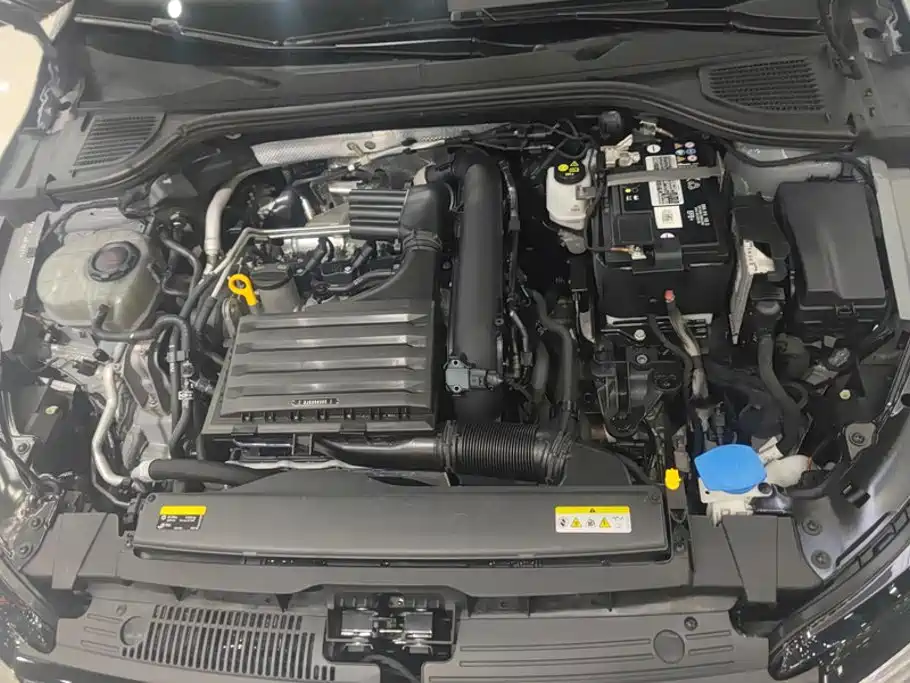 Volkswagen Golf — миниатюра 10