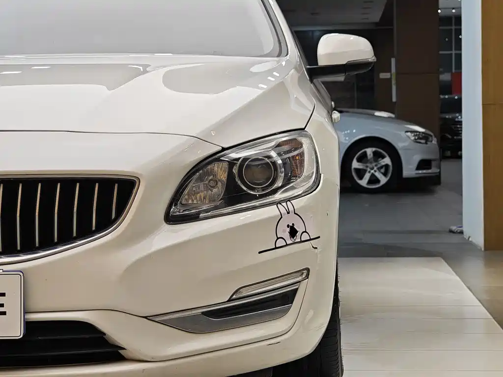 Volvo S60 2018 S60L T3