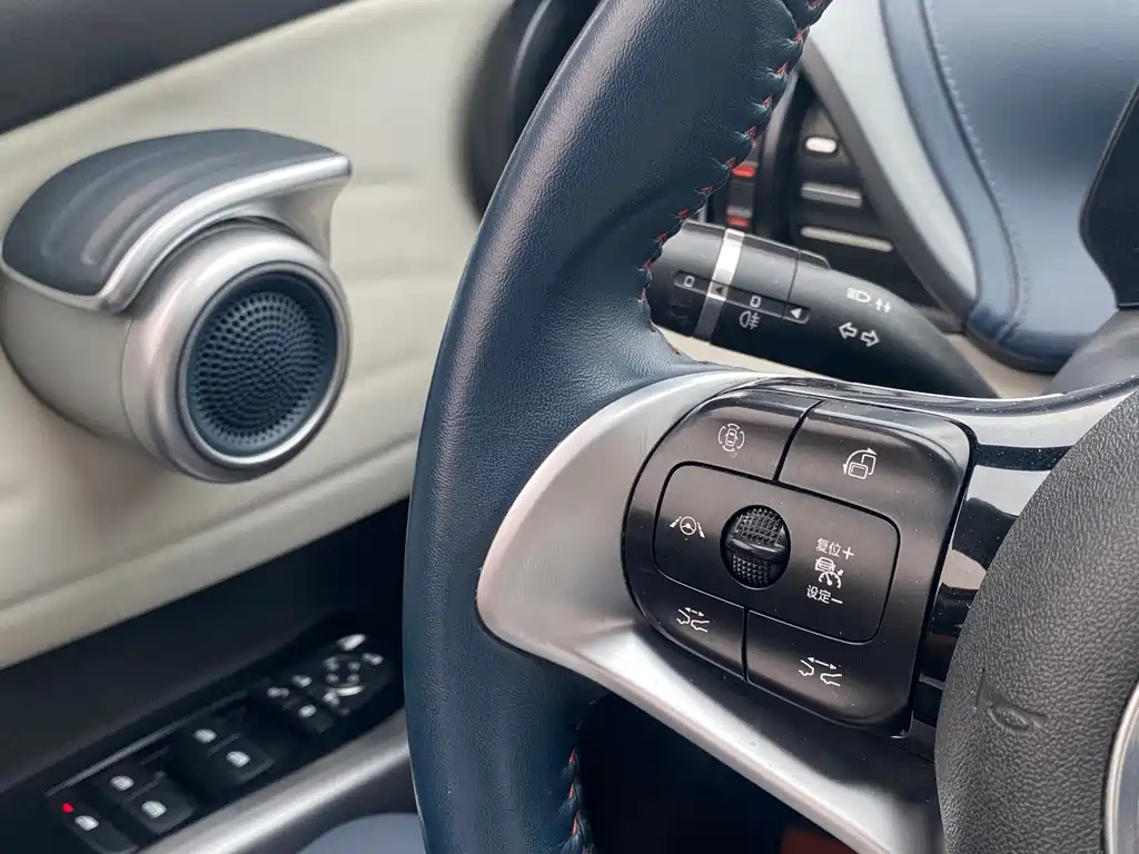 BYD Yuan Plus — миниатюра 11