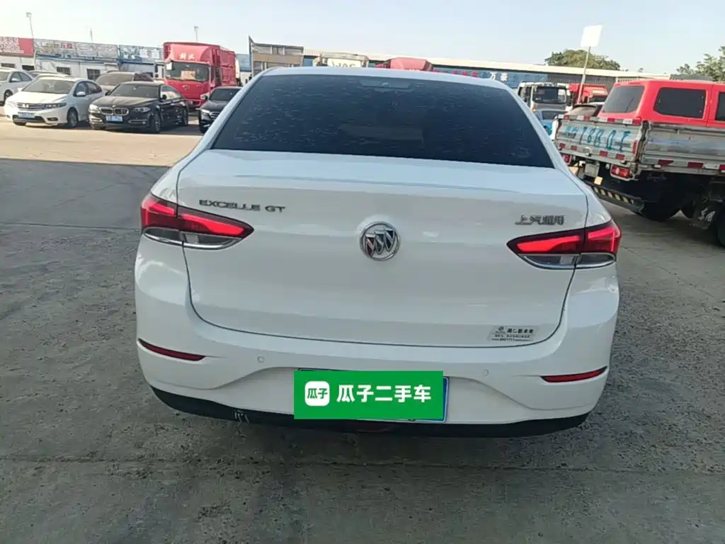 Buick Excelle — миниатюра 6