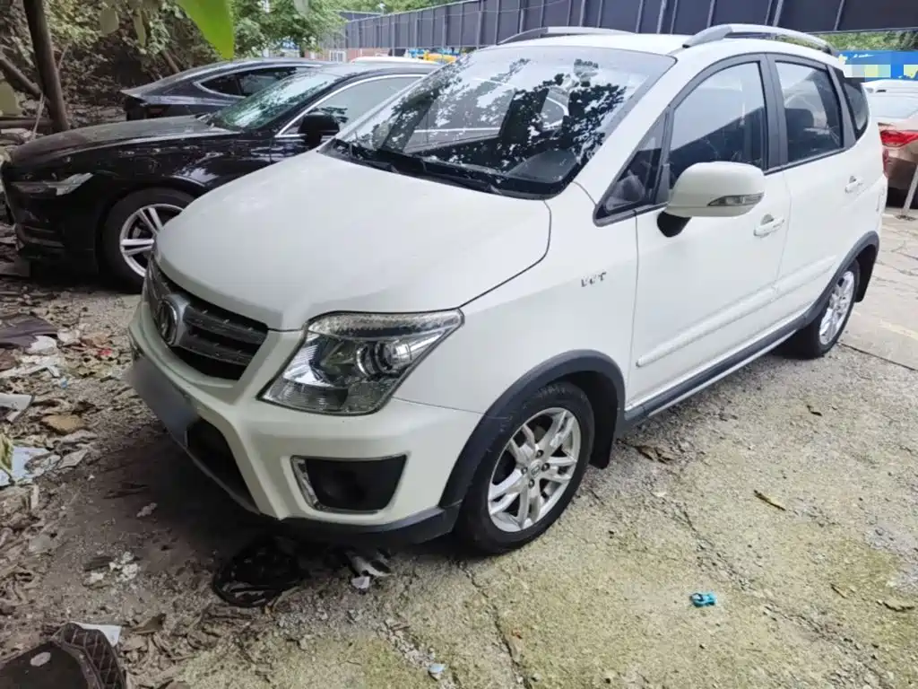 Changan CX20 — миниатюра 2