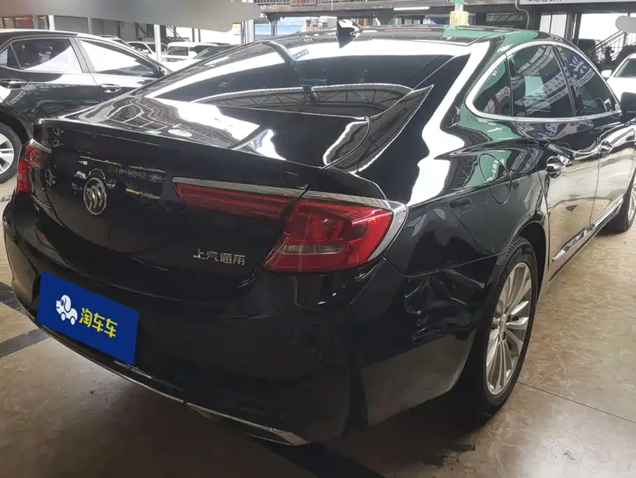 Buick LaCrosse — миниатюра 3