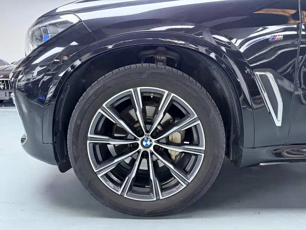 BMW X5 2022 xDrive 40Li M Sport