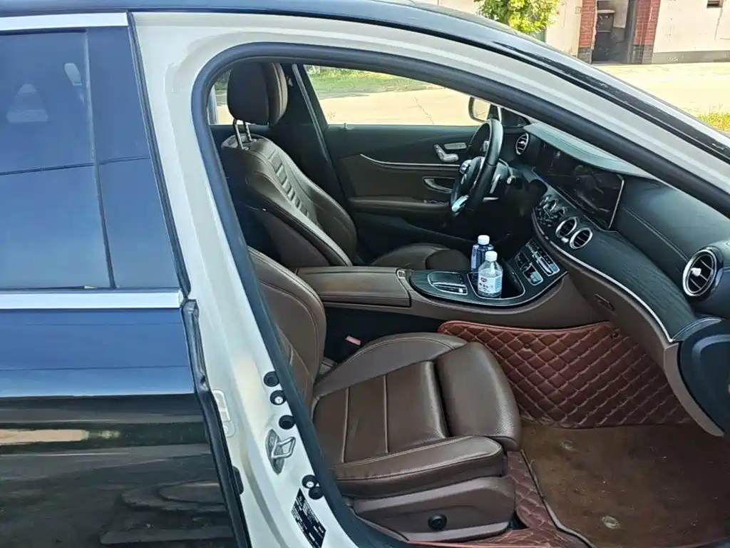 Mercedes-Benz E-Class — миниатюра 25