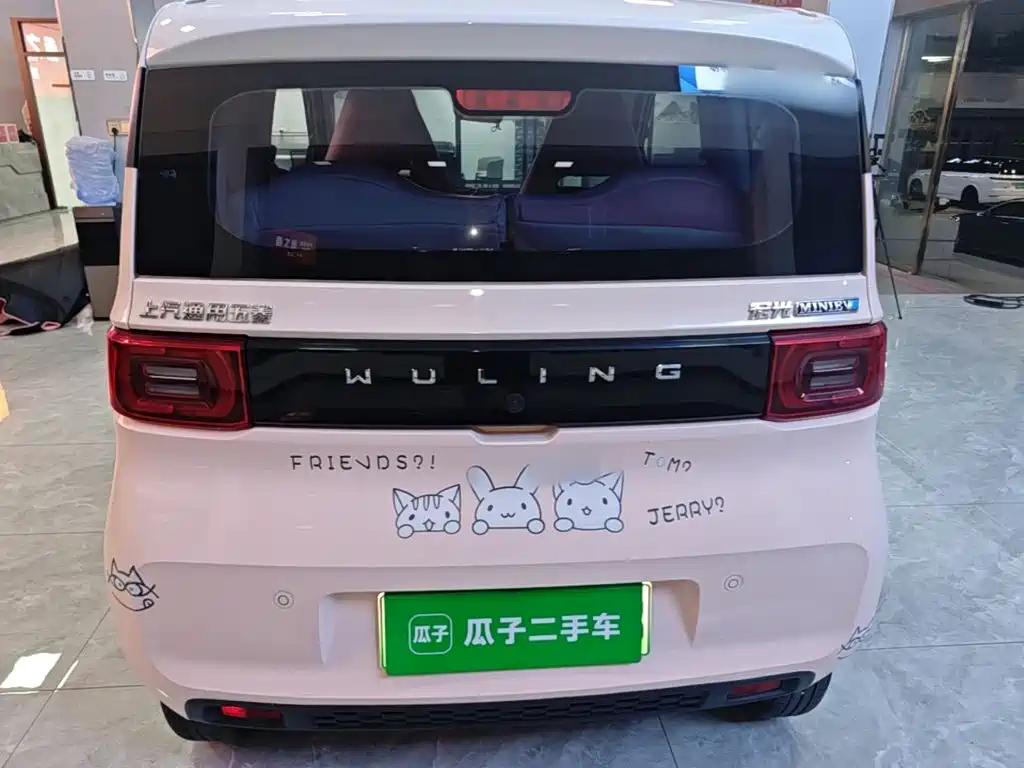 Wuling MINIEV — миниатюра 6