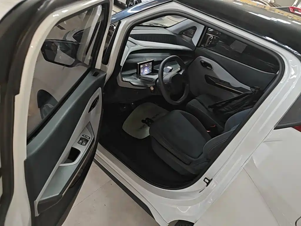 Wuling Nano EV — миниатюра 16