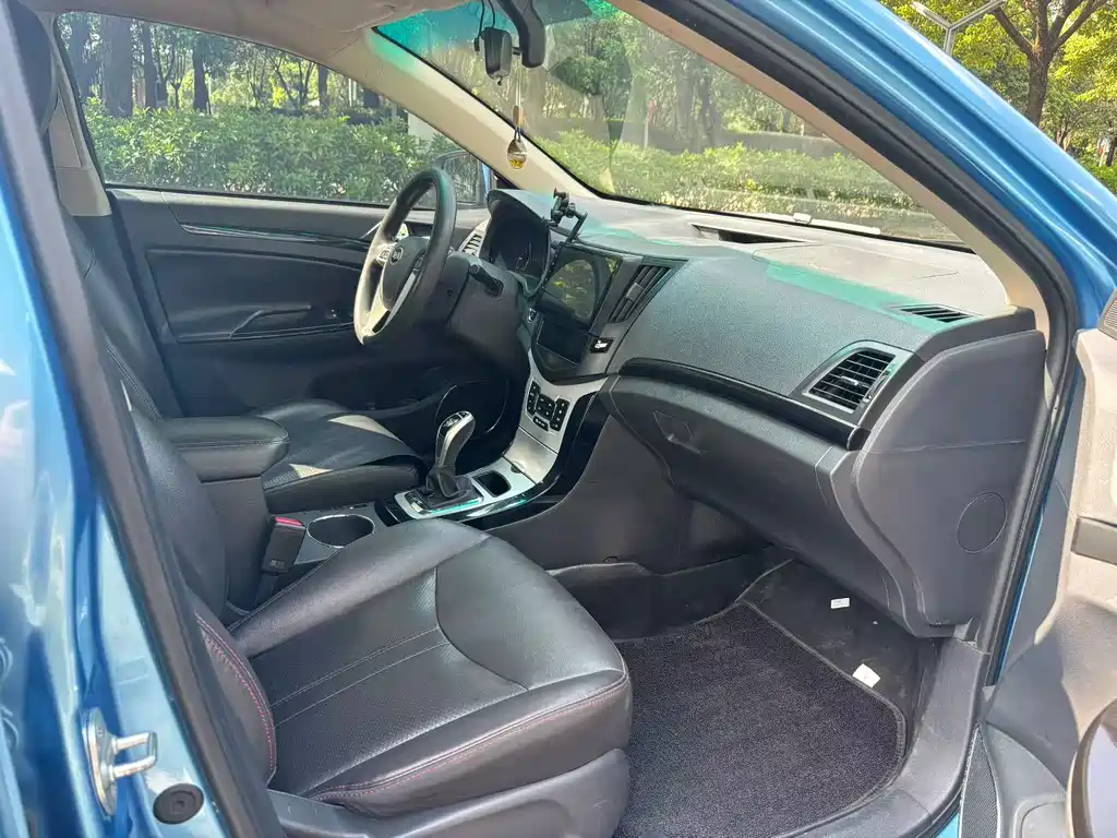 BYD e5 — миниатюра 4