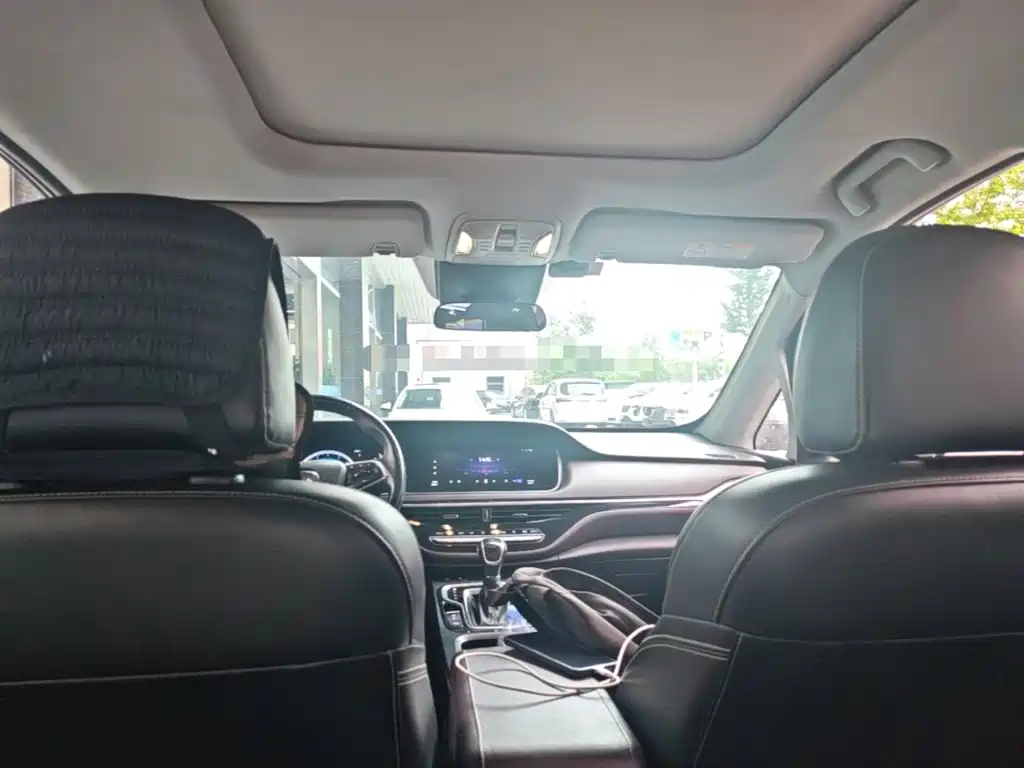 GAC Motor Trumpchi M6 — миниатюра 18