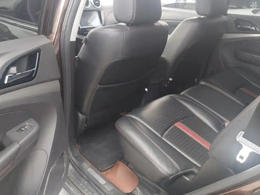 BYD S7 — миниатюра 11
