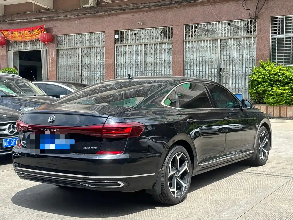 Volkswagen Passat 2024 380TSI Elite