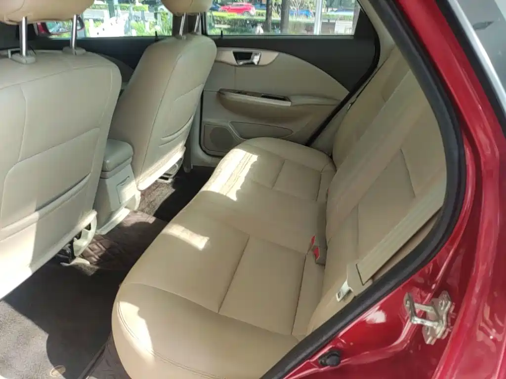 Buick Excelle — миниатюра 17