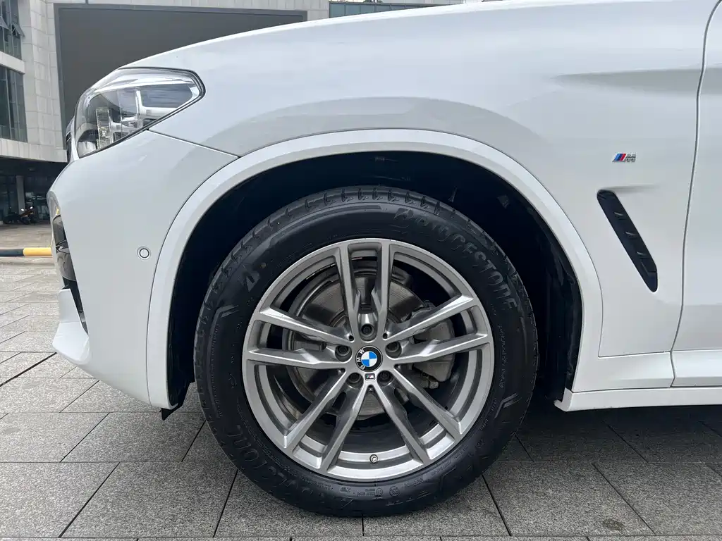 BMW X3 — миниатюра 4