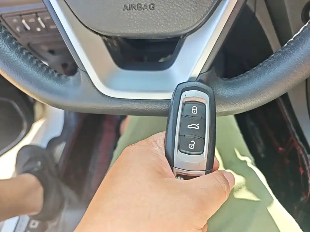 Geely Emgrand — миниатюра 13