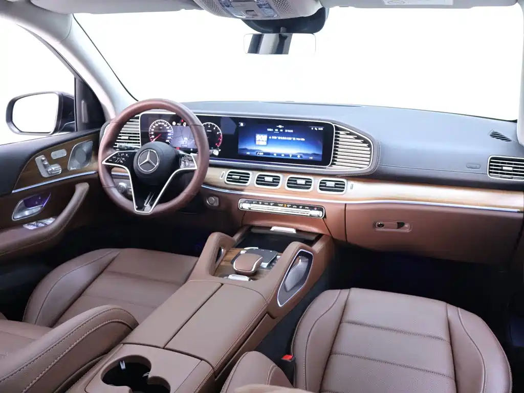 Mercedes-Benz GLE (Import) — миниатюра 20