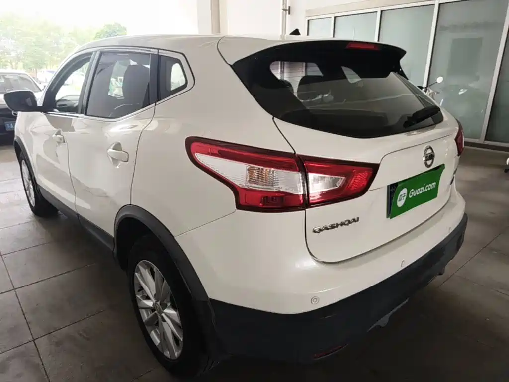 Nissan Qashqai — миниатюра 5