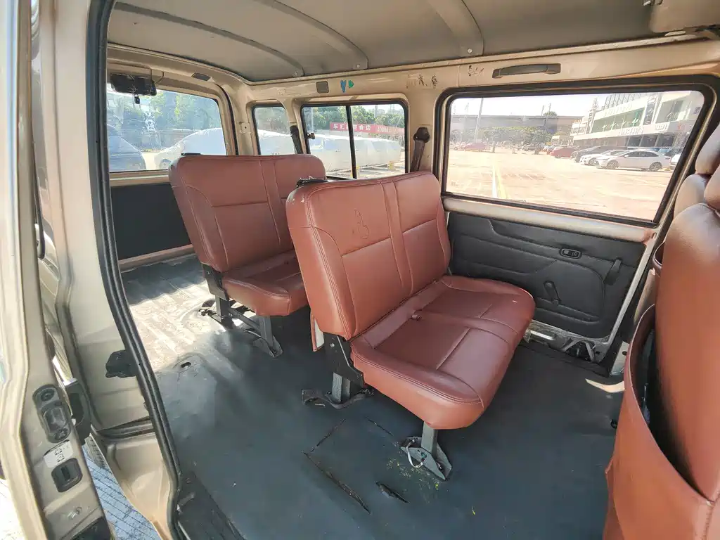 Wuling Rongguang — миниатюра 12