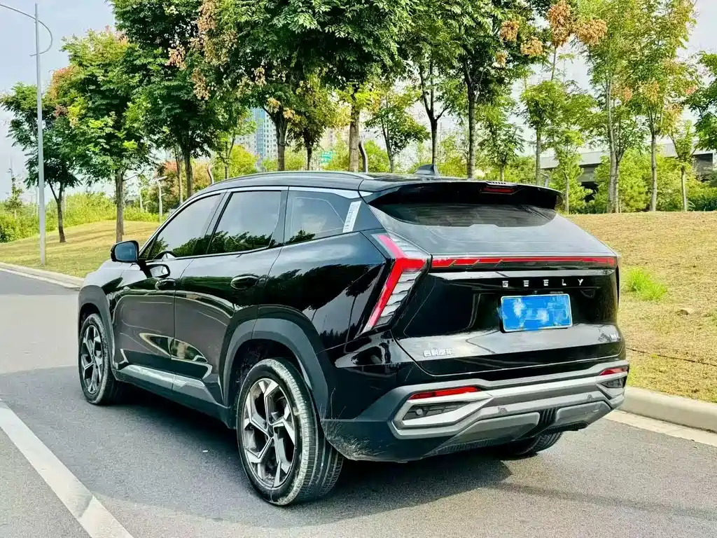Geely Boyue L — миниатюра 9