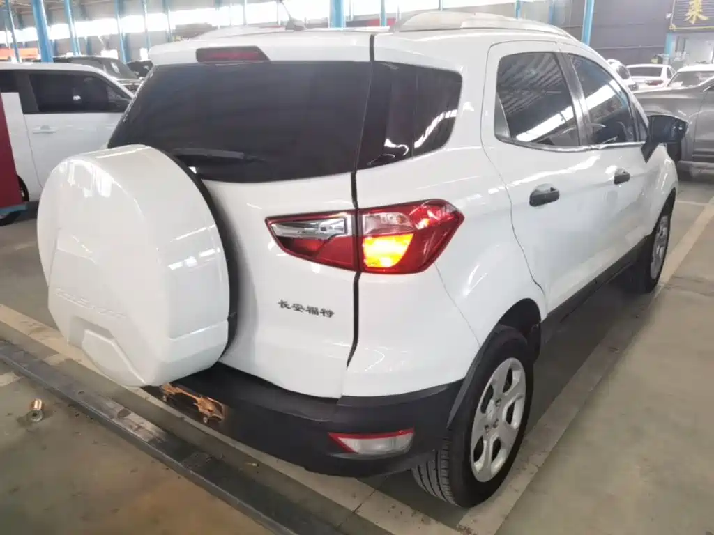 Ford Ecosport — миниатюра 7