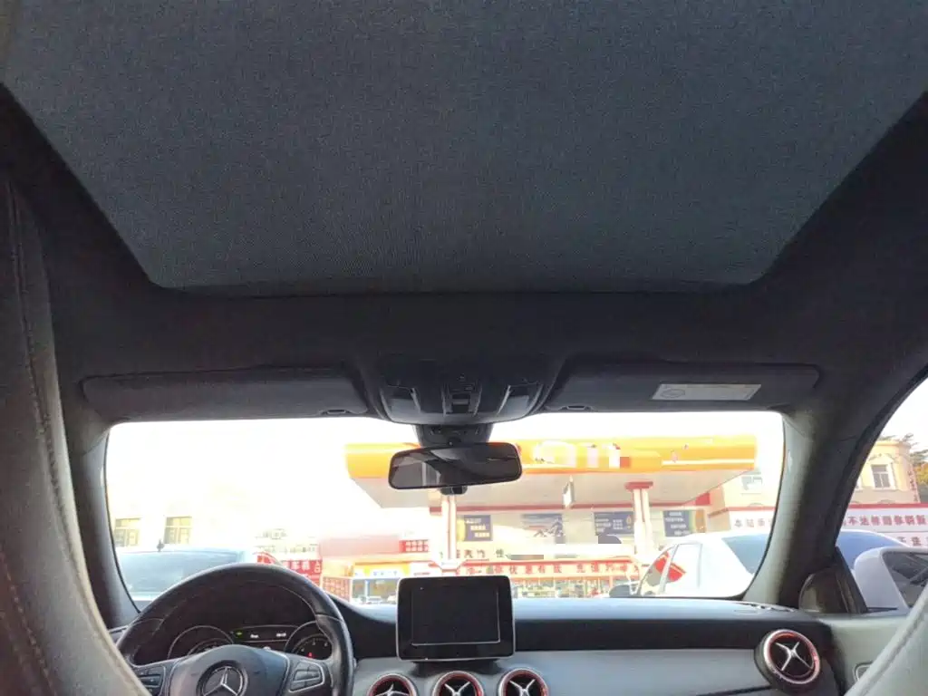 Mercedes-Benz CLA (Import) — миниатюра 18