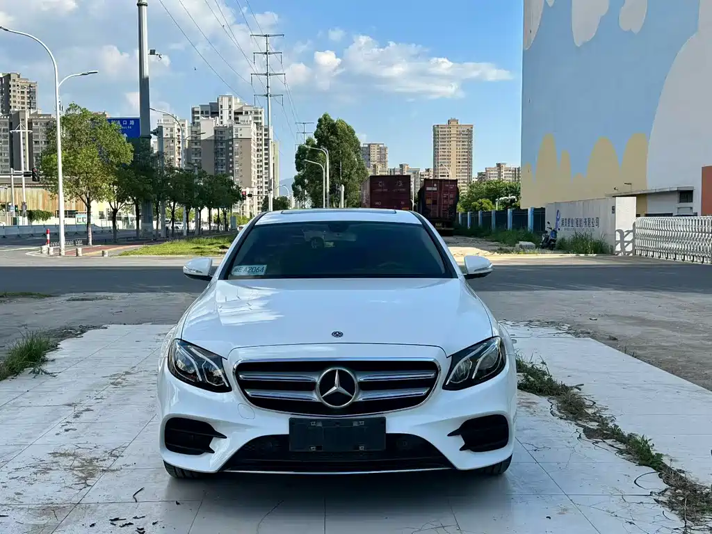Mercedes-Benz E-Class E 2019 E 200 L Sport