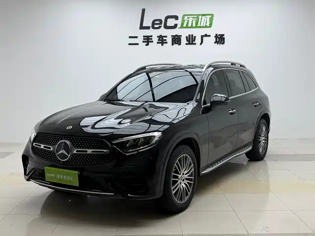 2023 Mercedes-Benz GLC