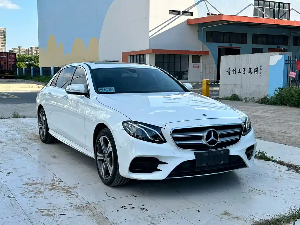 Mercedes-Benz E-Class E 2019 E 200 L Sport