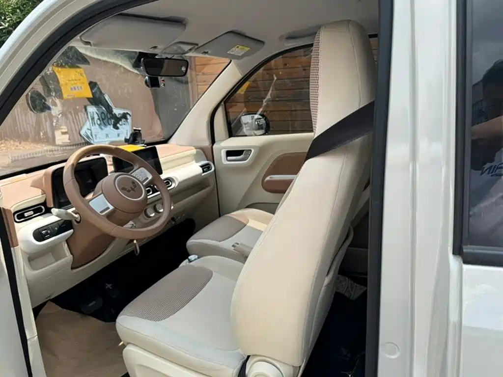 Wuling MINIEV — миниатюра 9