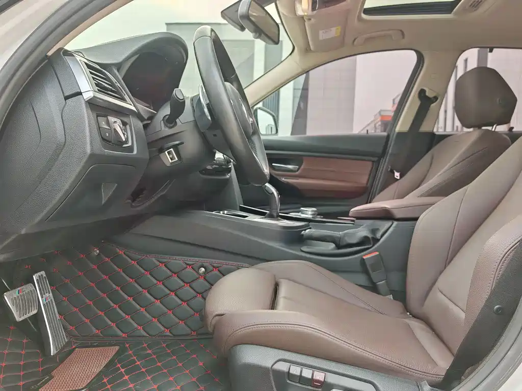 BMW 3 Series — миниатюра 13
