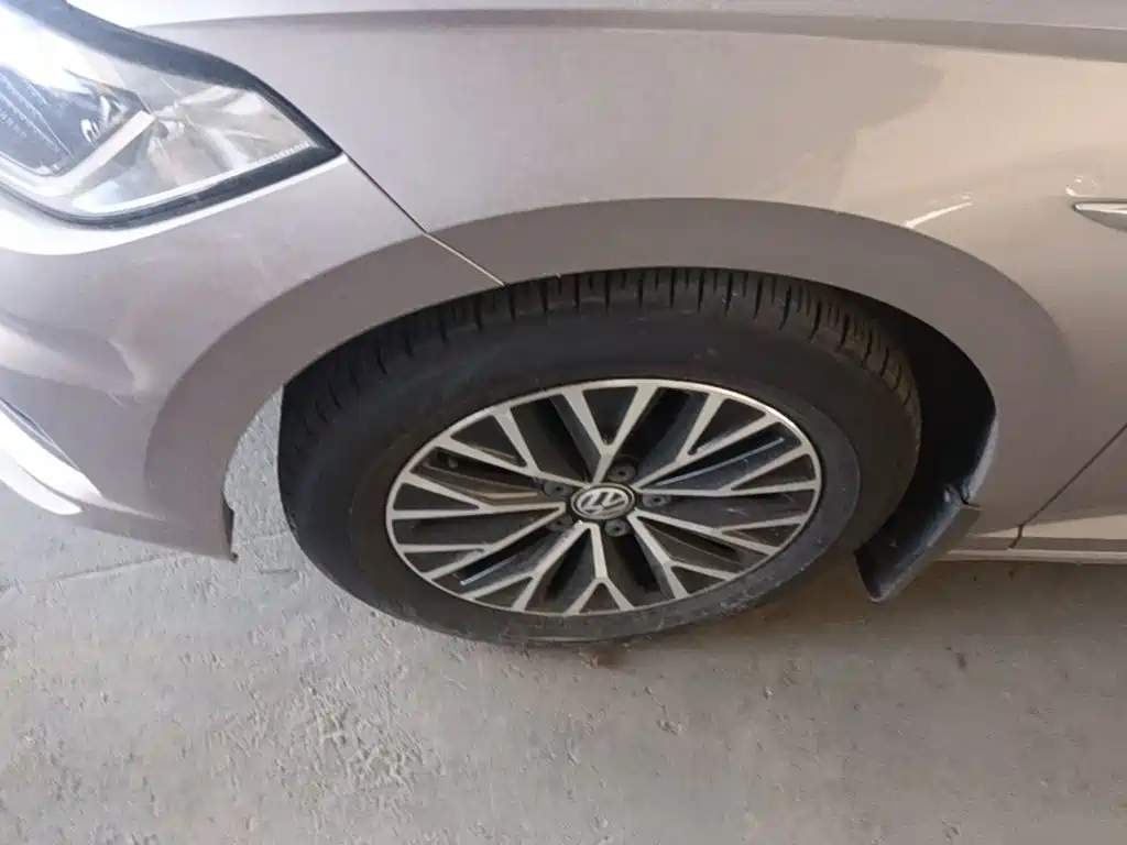 Volkswagen Sagitar — миниатюра 23