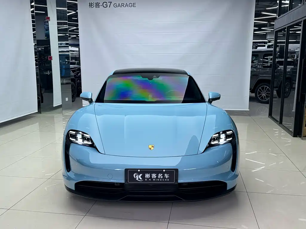 Porsche Taycan 2022 Taycan