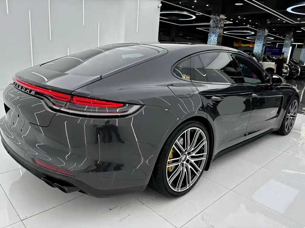 Porsche Panamera — миниатюра 15