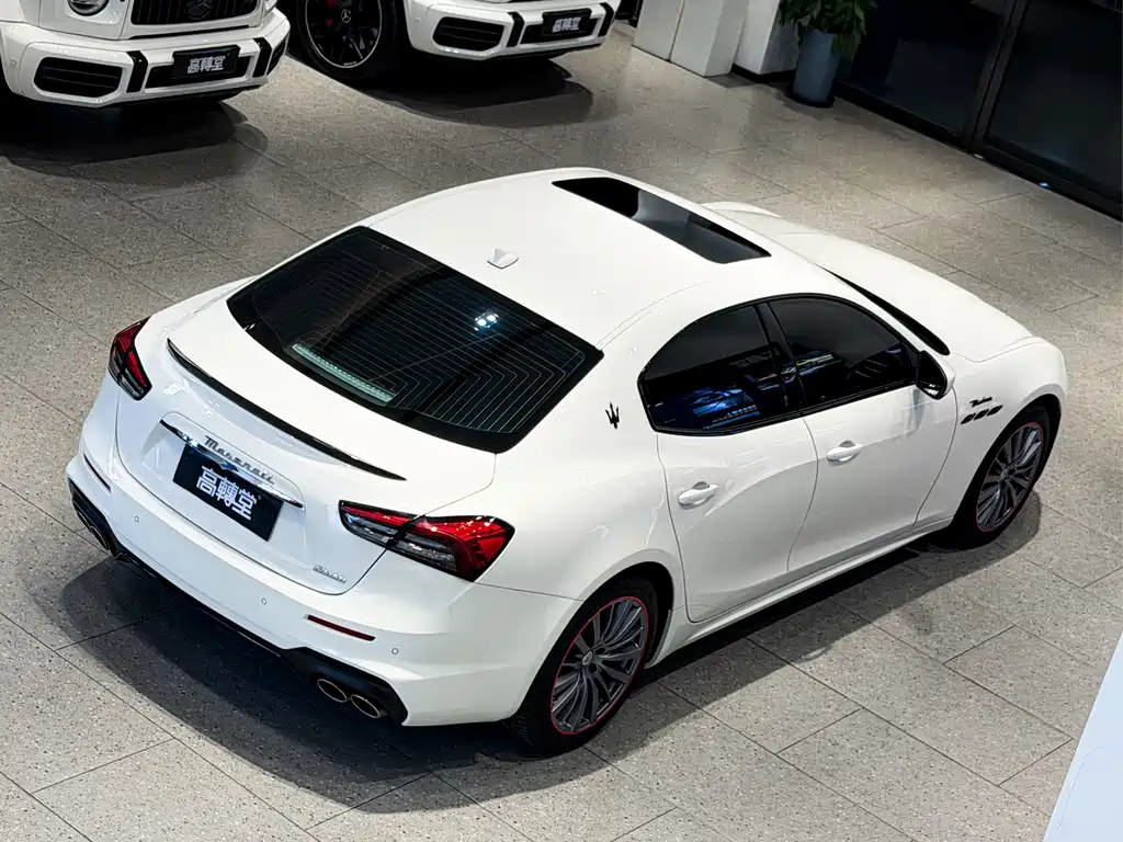 Maserati Ghibli — миниатюра 21
